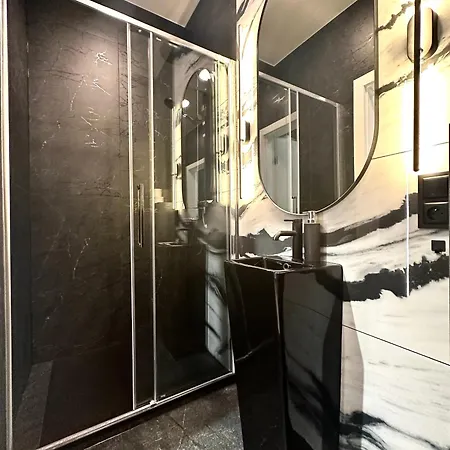 Апартаменты Szewska ~ 200m Main Square ~ Self Check-in 20h Вроцлав