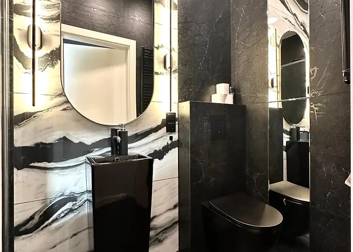 Szewska ~ 200m Main Square ~ Self Check-in 20h *