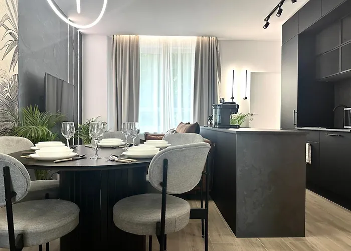 Szewska ~ 200m Main Square ~ Self Check-in 20h Apartment